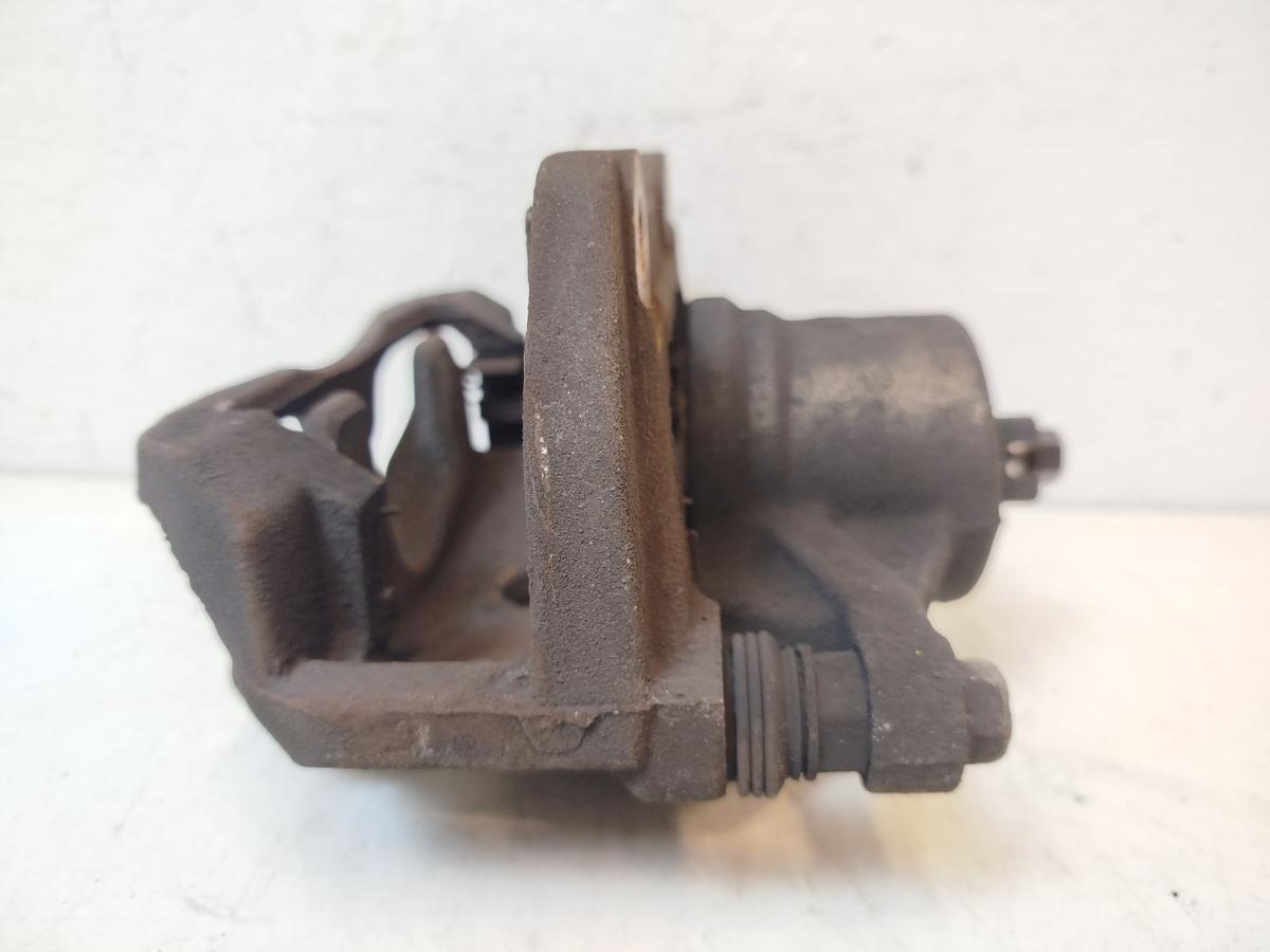 Hyundai i30 PD Mild Hybrid Bremssattel vorn links Sattel Bremszange