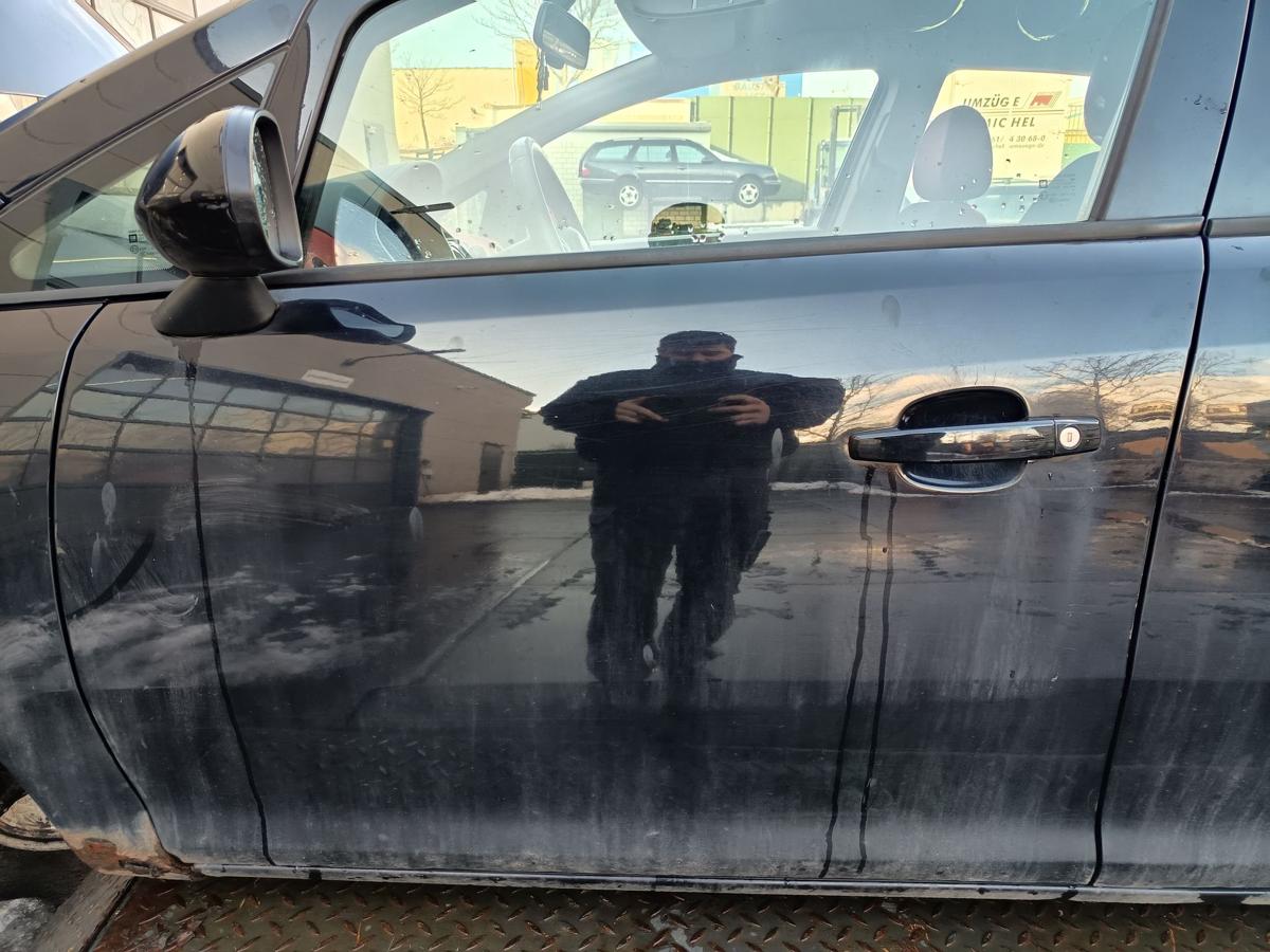 Opel Corsa D original T&uuml;r vorn links Fahrer Z20R Saphirschwarz Bj 2009