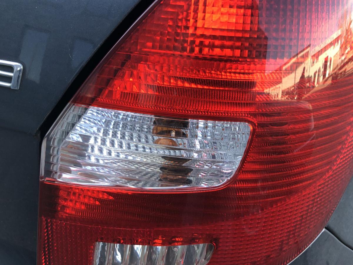 Skoda Fabia 5J R&uuml;ckleuchte rechts R&uuml;cklicht Heckleuchte 5 t&uuml;rer Schlusslicht