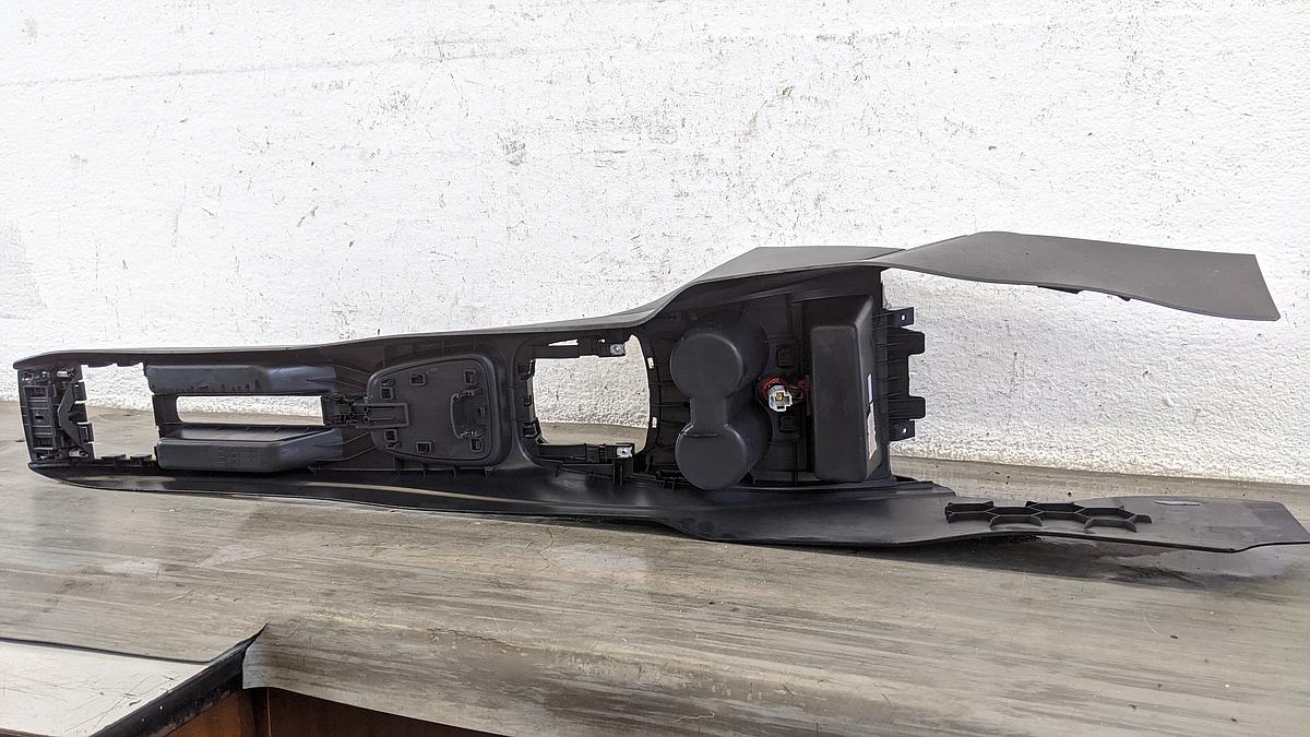 VW Polo 6R Tunnelverkleidung Mittelkonsole Mitteltunnel