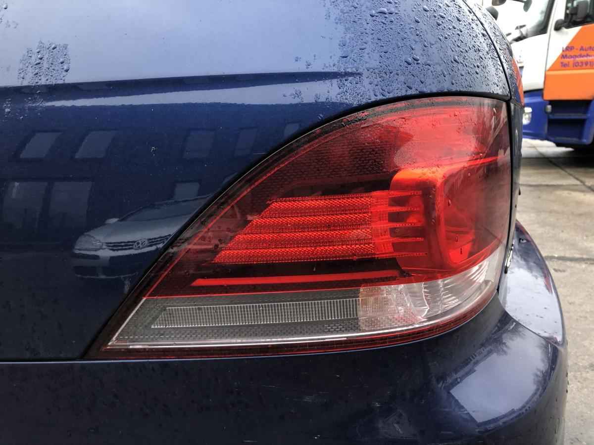 VW Golf 6 VI Variant R&uuml;ckleuchte links R&uuml;chlicht R&uuml;ckscheinwerfer Lampe hinten