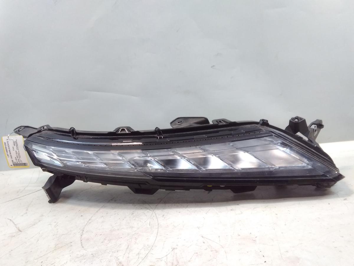 Mitsubishi Eclipse Cross original LED Tagfahrleuchte Scheinwerfer vorn links oben