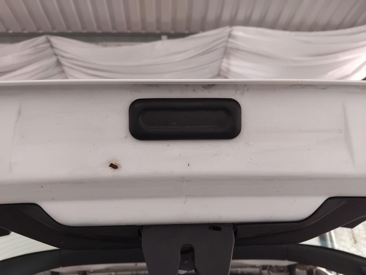 Peugeot 308 I Heckklappe EWP Schneewei&szlig; mit Scheibe BJ2010 3-t&uuml;rig Flie&szlig;heck