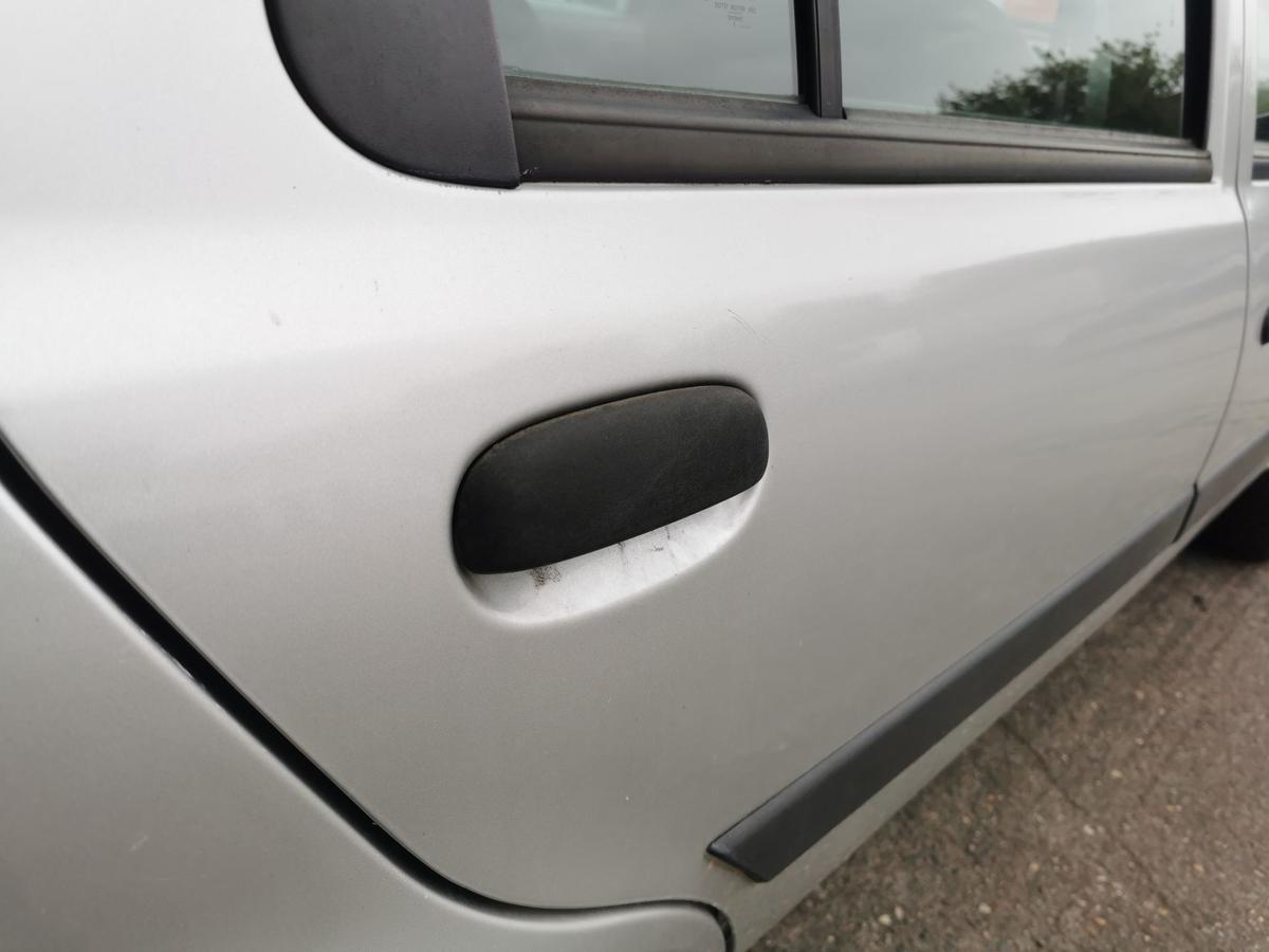 Ford Fiesta JBS Tür Autotür Rohbautür hinten rechts Polar Silber metallic ab99