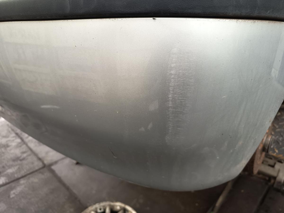 VW Polo III 6N2 original Sto&szlig;stange F&auml;nger hinten/Heck A7W Reflexsilber Bj 2001