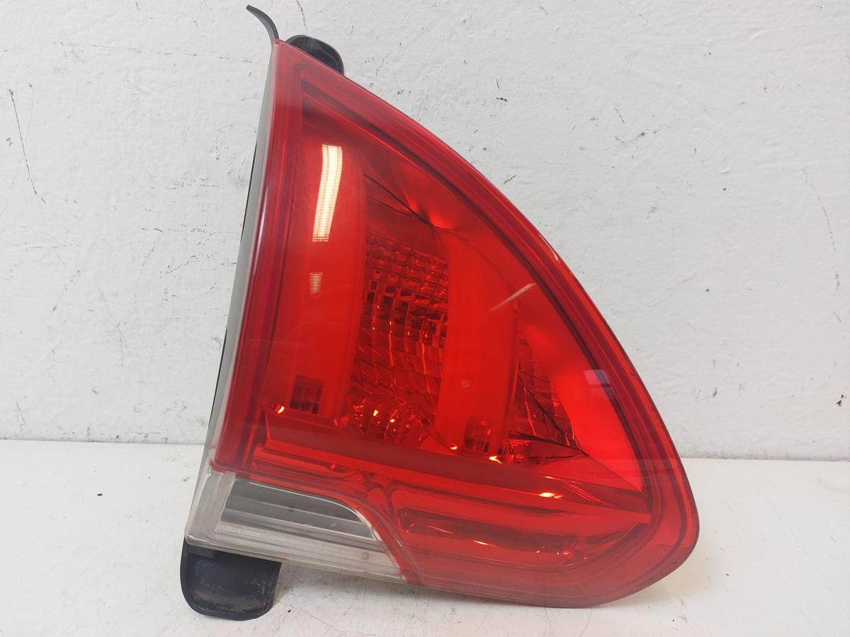 Peugeot 2008 I CU R&uuml;ckleuchte innen links Innenteil Heckklappe bis 2016