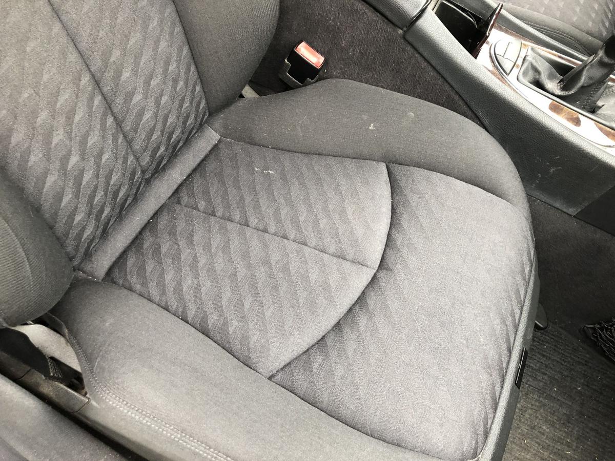 Mercedes W211 Limo E Klasse Sitz vorn rechts Beifahrersitz Stoff mit Heizung