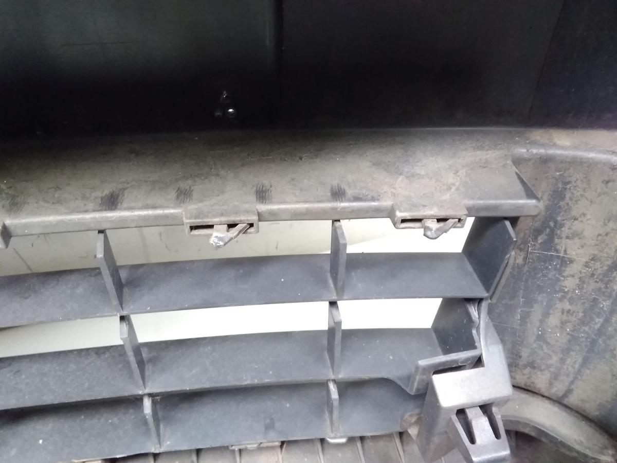 VW Golf 5 1K original Stoßstange Stoßfänger vorn mit SRA BJ2006 LA7T unitedgrey