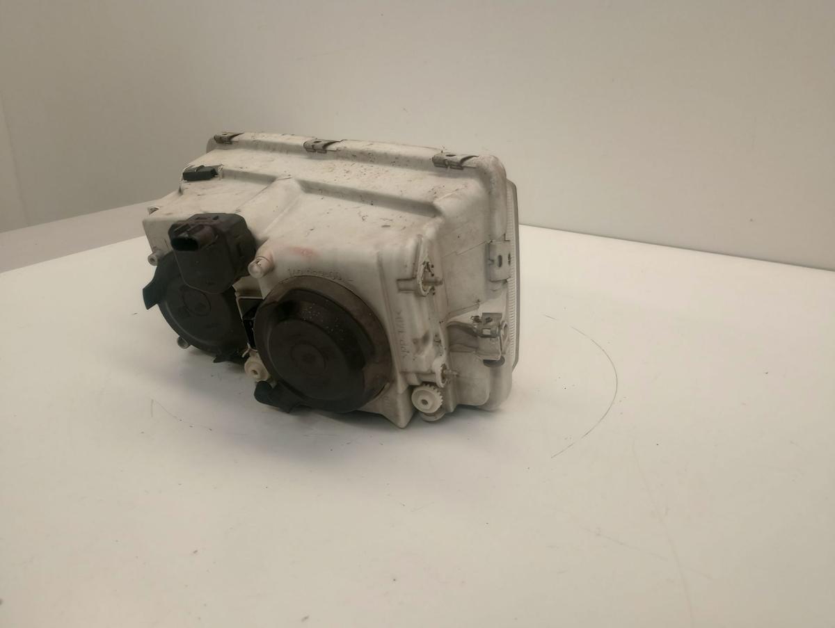 Volvo V40 orig Scheinwerfer vorn links vor Facelift/Hella 14908900L Bj 2000