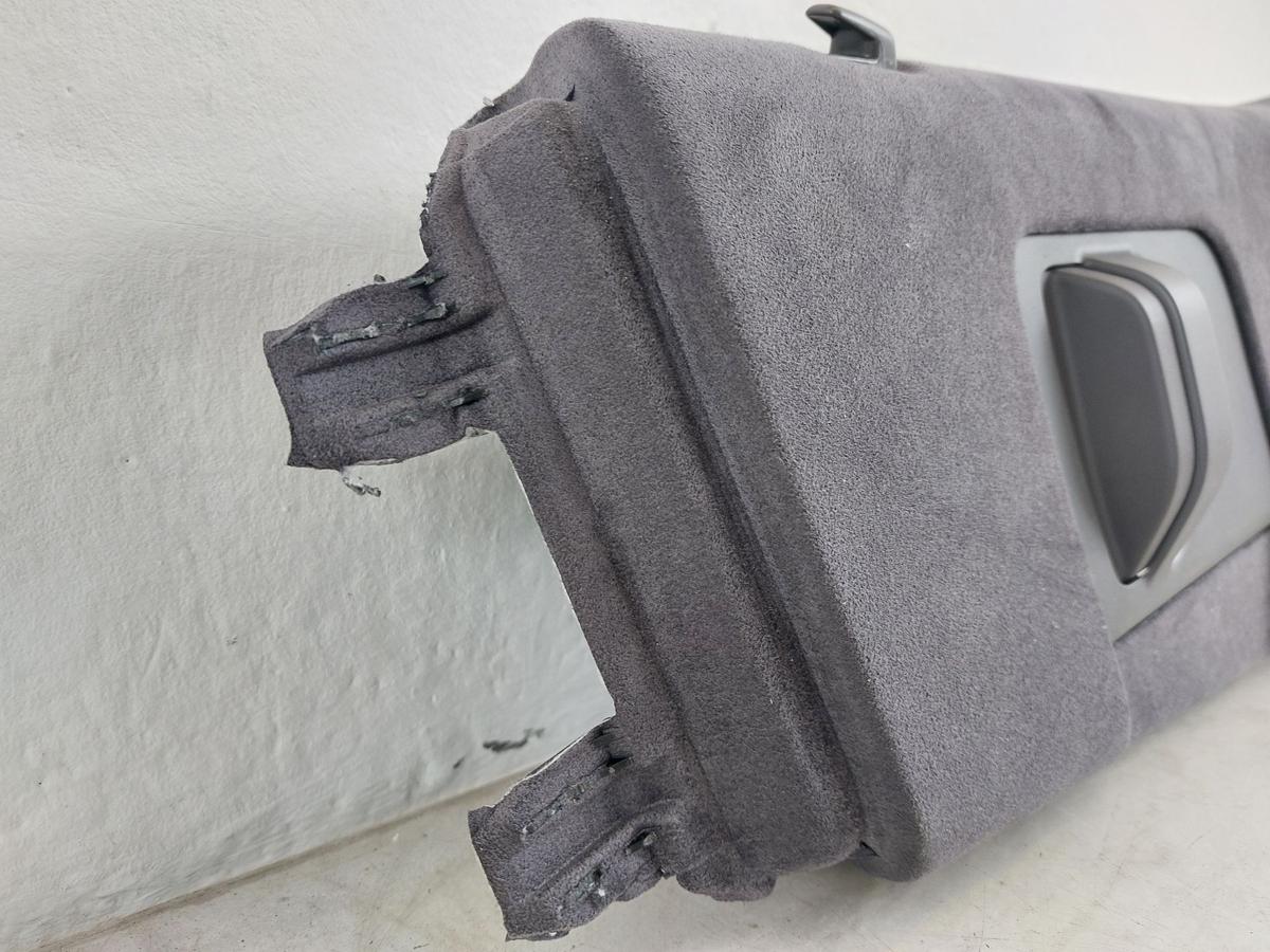 NIO ET7 Innenverkleidung B-Säule rechts oben Gurtdurchführung Microfaser