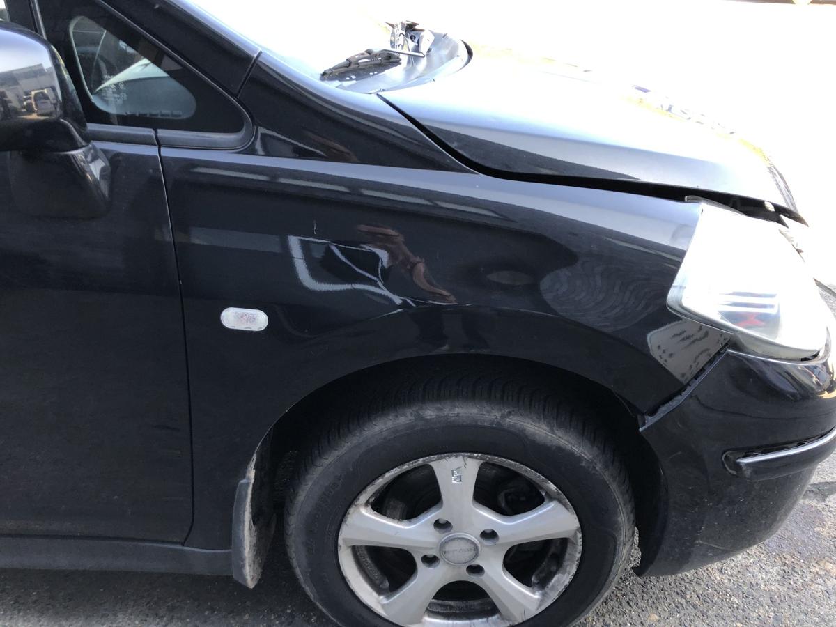 Nissan Tiida C11 Kotfl&uuml;gel vorn rechts Beifahrerseite KH3 Superblack