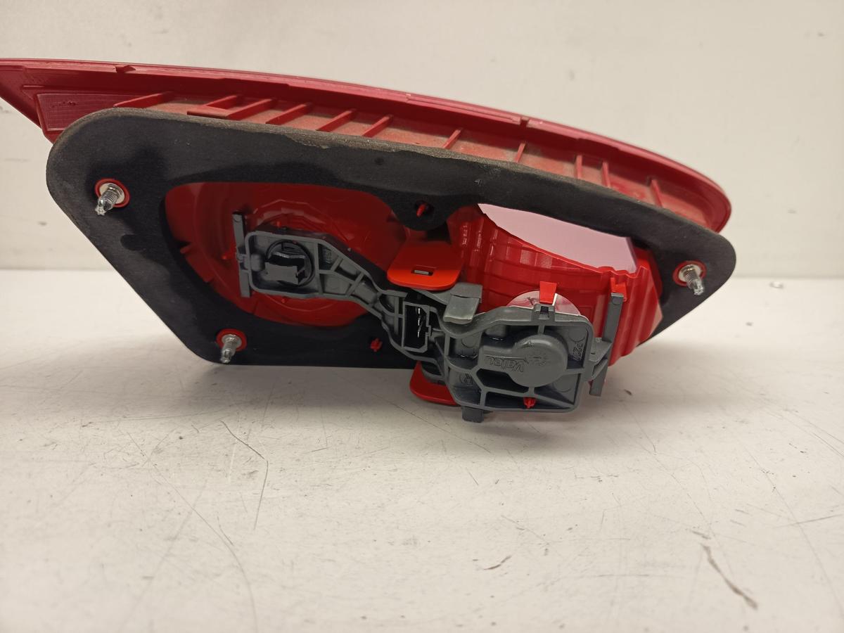 Seat Leon 1P Facelift Bj 2009 original R&uuml;ck-Heck-Schlussleuchte rechts innen