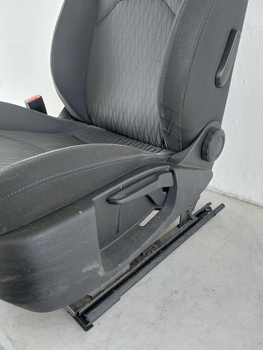 Seat Leon 5F Sitz vorn links Fahrersitz nur f&uuml;r 3 t&uuml;rer Heizung Stoffsitz