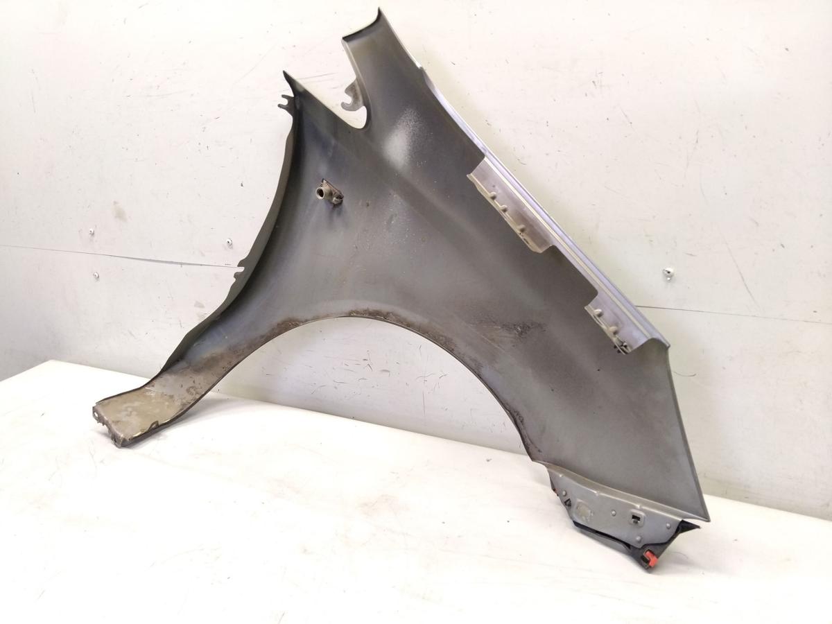 Opel Corsa D original Kotflügel vorn links GJM Muskatgrau Metallic BJ2012