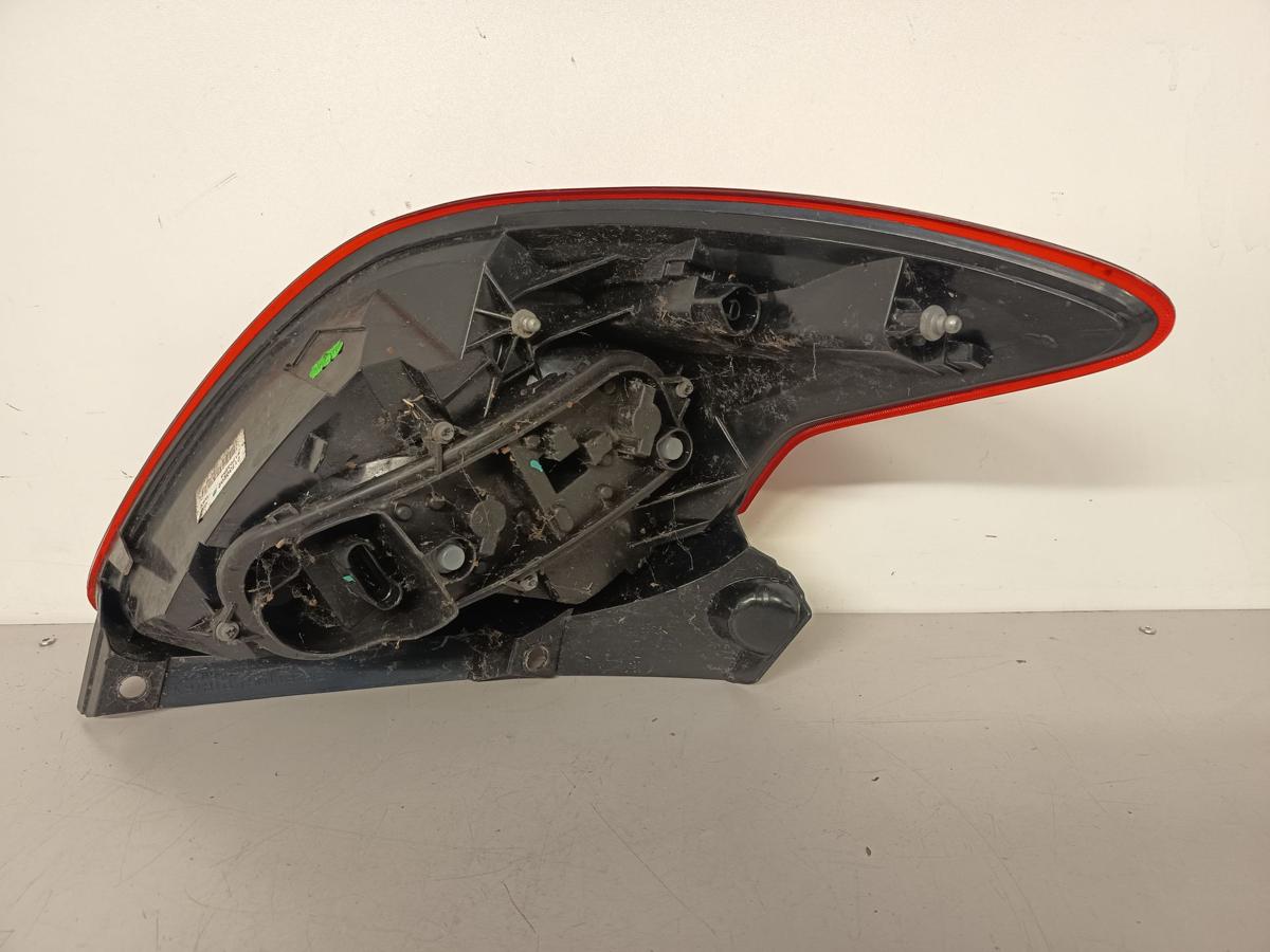 Ford KA RU8 Bj 2010 original Rück-Schluss-Heckleuchte links Fahrer.