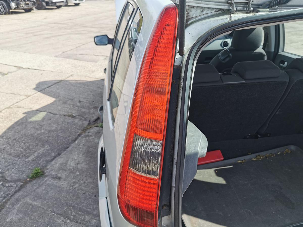 Ford Fusion JU2 Rückleuchte Schlussleuchte Rücklicht Lampe hinten links bis 05