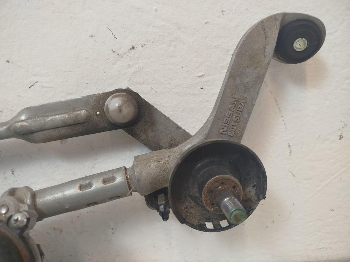 Nissan Leaf ZE1 40kWh Wischergest&auml;nge vorn mit Wischermotor Scheibenwischer