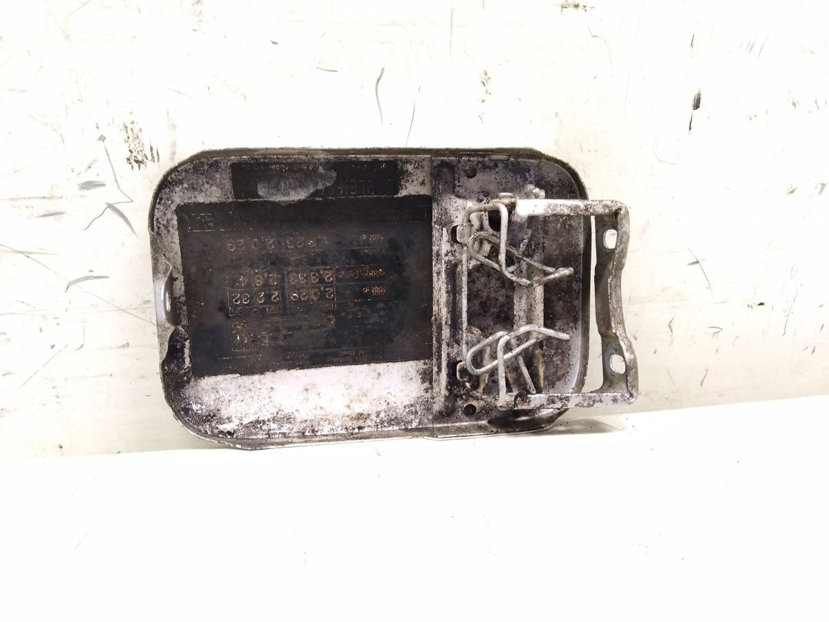 Mercedes Benz E Klasse W210 original Tankklappe 744 Brillantsilber BJ1997