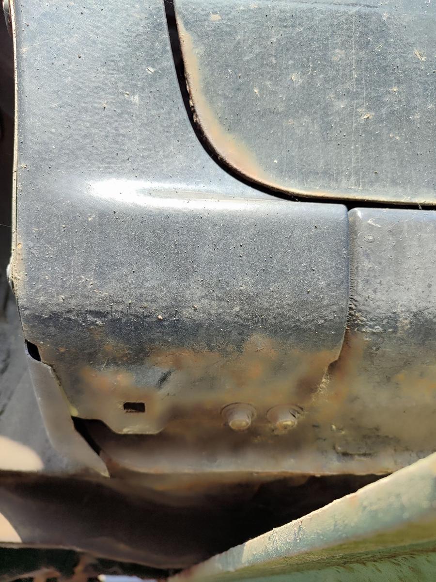 Mazda Demio original Kotflügel vorn links Bj.2002