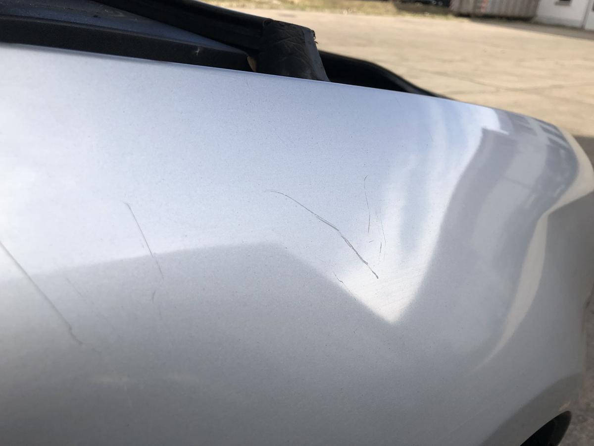 VW Passat 3C B6 Kotfl&uuml;gel vorn rechts Beifahrerseite LA7W Reflexsilber OE