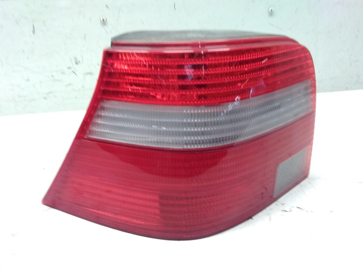 VW Golf 4 1J Flie&szlig;heck original R&uuml;ckleuchte Heckleuchte links BJ2003