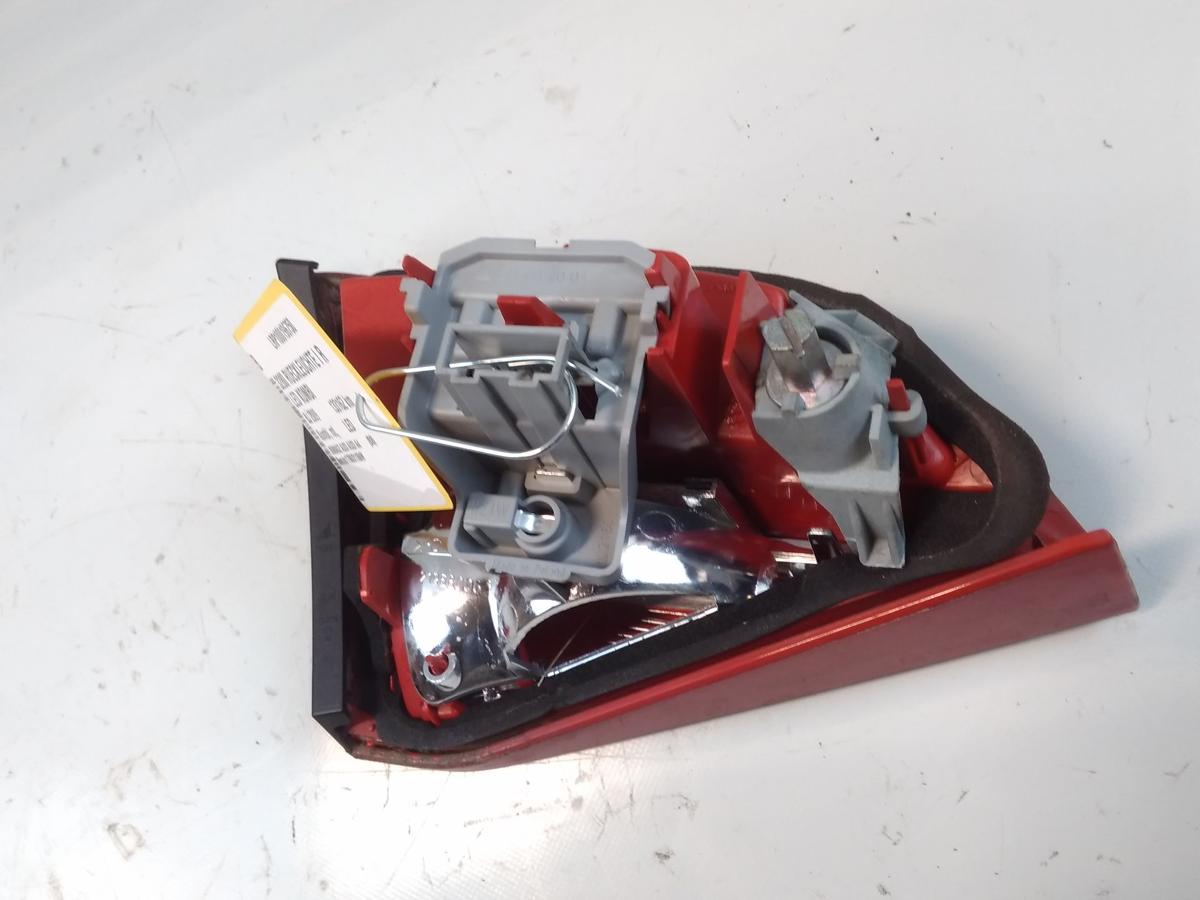 Audi A4 8K B8 Avant original R&uuml;ckleichte Heckleuchte innen rechts LED Bj.2009