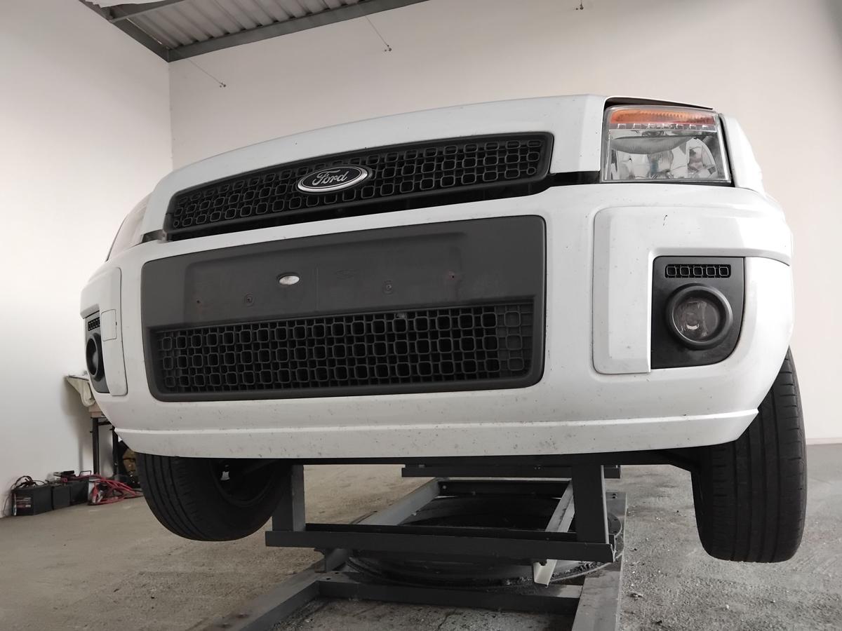Ford Fusion JU2 original Stoßfänger Stoßstange vorn frostweiß Facelift BJ2011