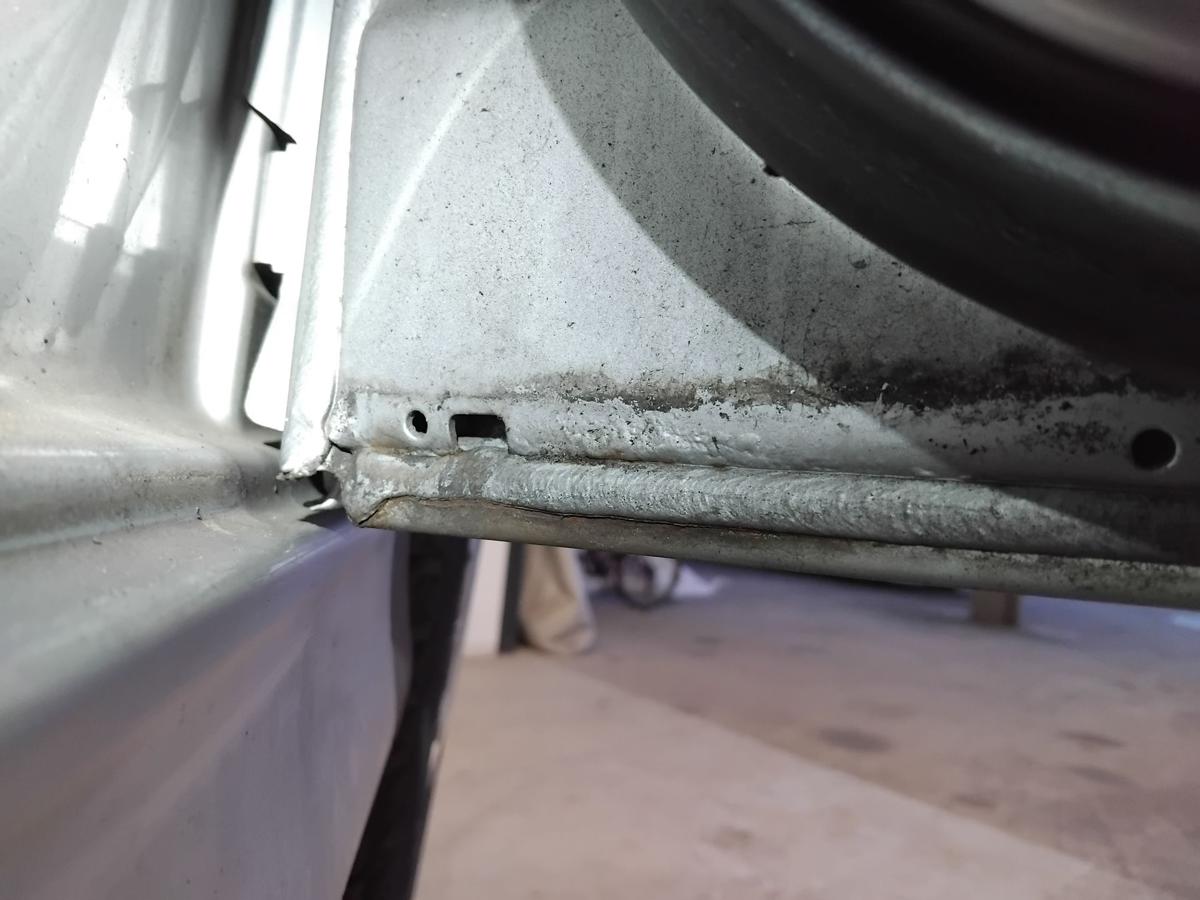 BMW 5er E39 T&uuml;r vorn rechts Beifahrert&uuml;r titansilbermetallic 354/7 BJ2001