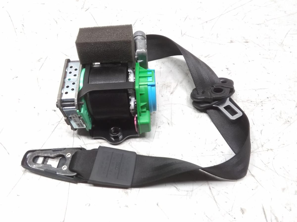 Audi A4 8K B8 original Sicherheitsgurt vorn rechts schwarz unfallfrei Bj.2009