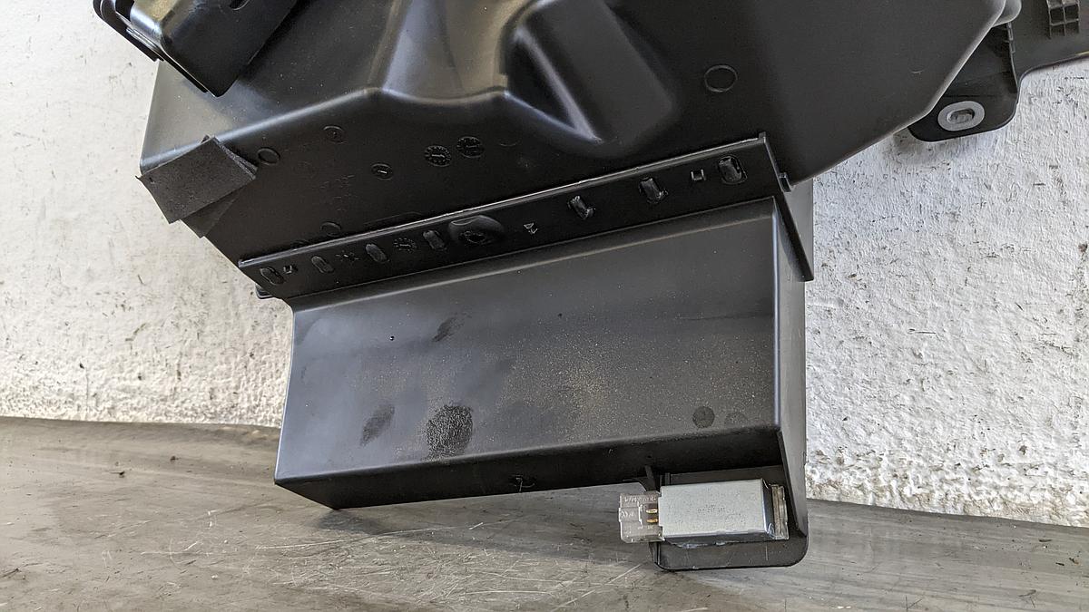 VW Polo 6R Handschuhfach Media In 6R1857097