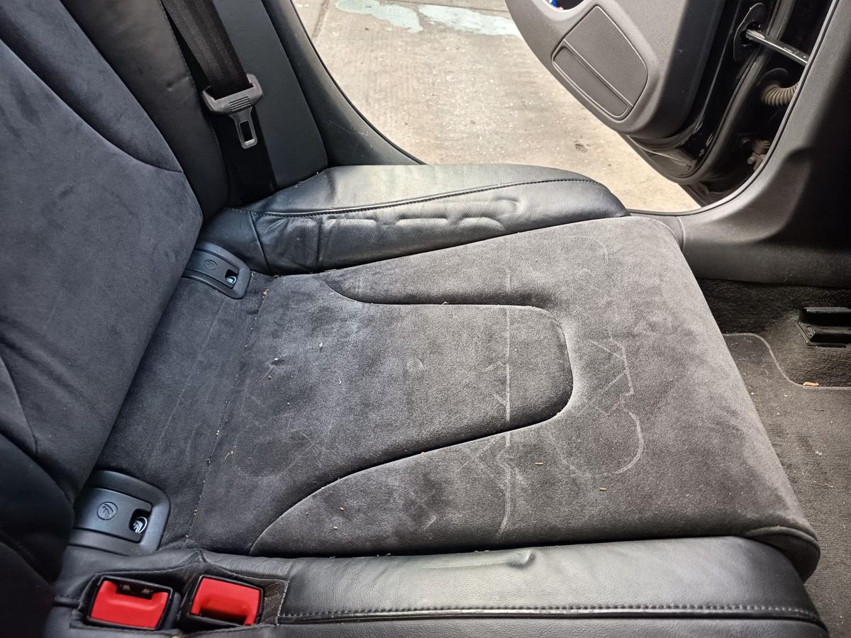 Audi A4 B8 8K original R&uuml;cksitzbank geteilt Alcantara/Leder soulschwarz Bj2009