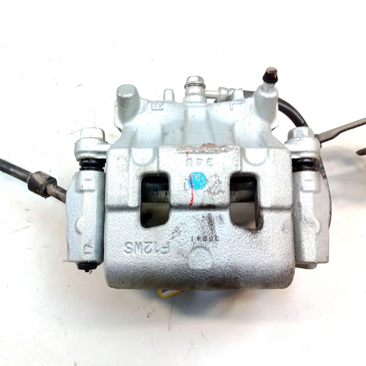 Mitsubishi Eclipse Cross original Bremssattel links vorn 2.4 72kw 4B12 Hybrid