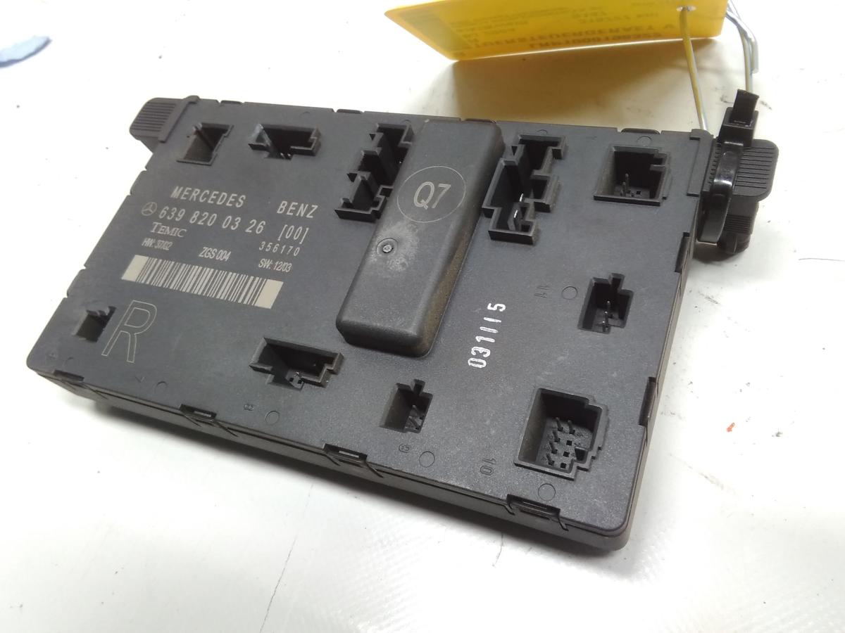 Mercedes Benz Vito 639 original T&uuml;rsteuerger&auml;t vorn rechts 6398200326 Bj.2004