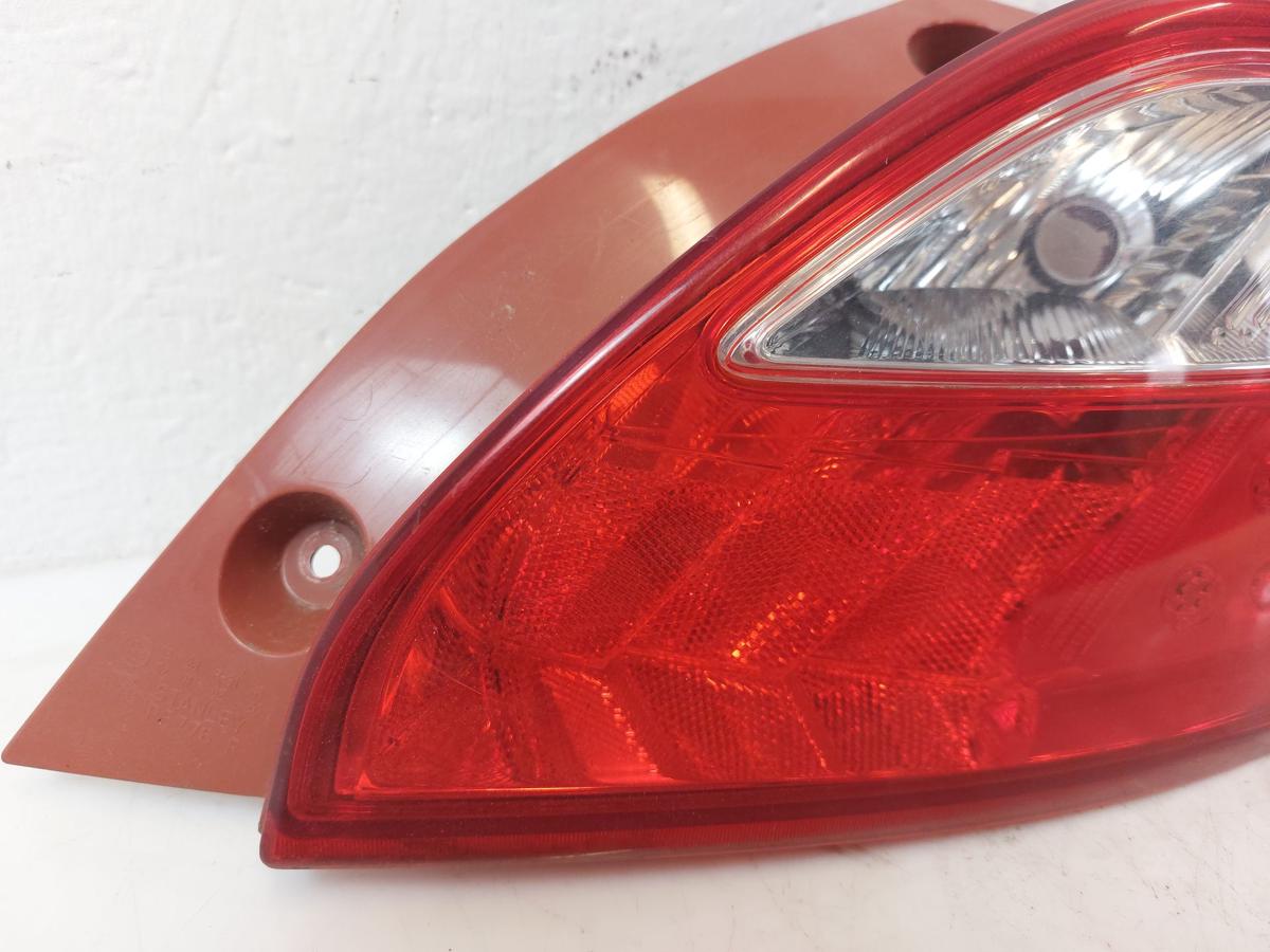 Mazda 2 DE Rückleuchte Schlussleuchte Rücklicht Lampe hinten rechts 3 Türer LED