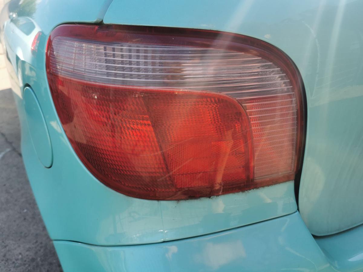Toyota Yaris XP10 Rückleuchte Schlussleuchte Rücklicht hinten links 3 Türer