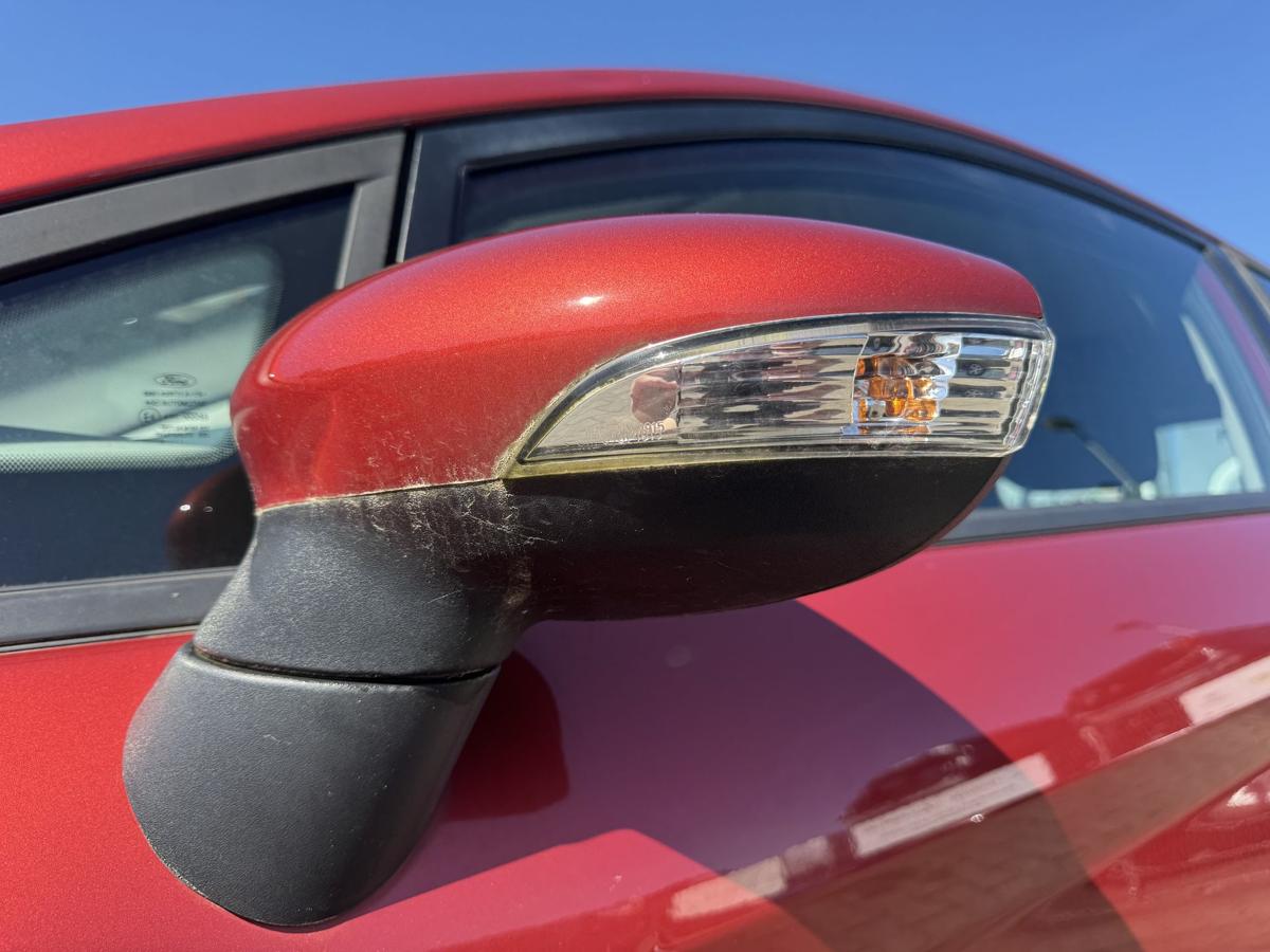 Ford Fiesta JA8 original Au&szlig;enspiegel links Tango Rot Bj.2010