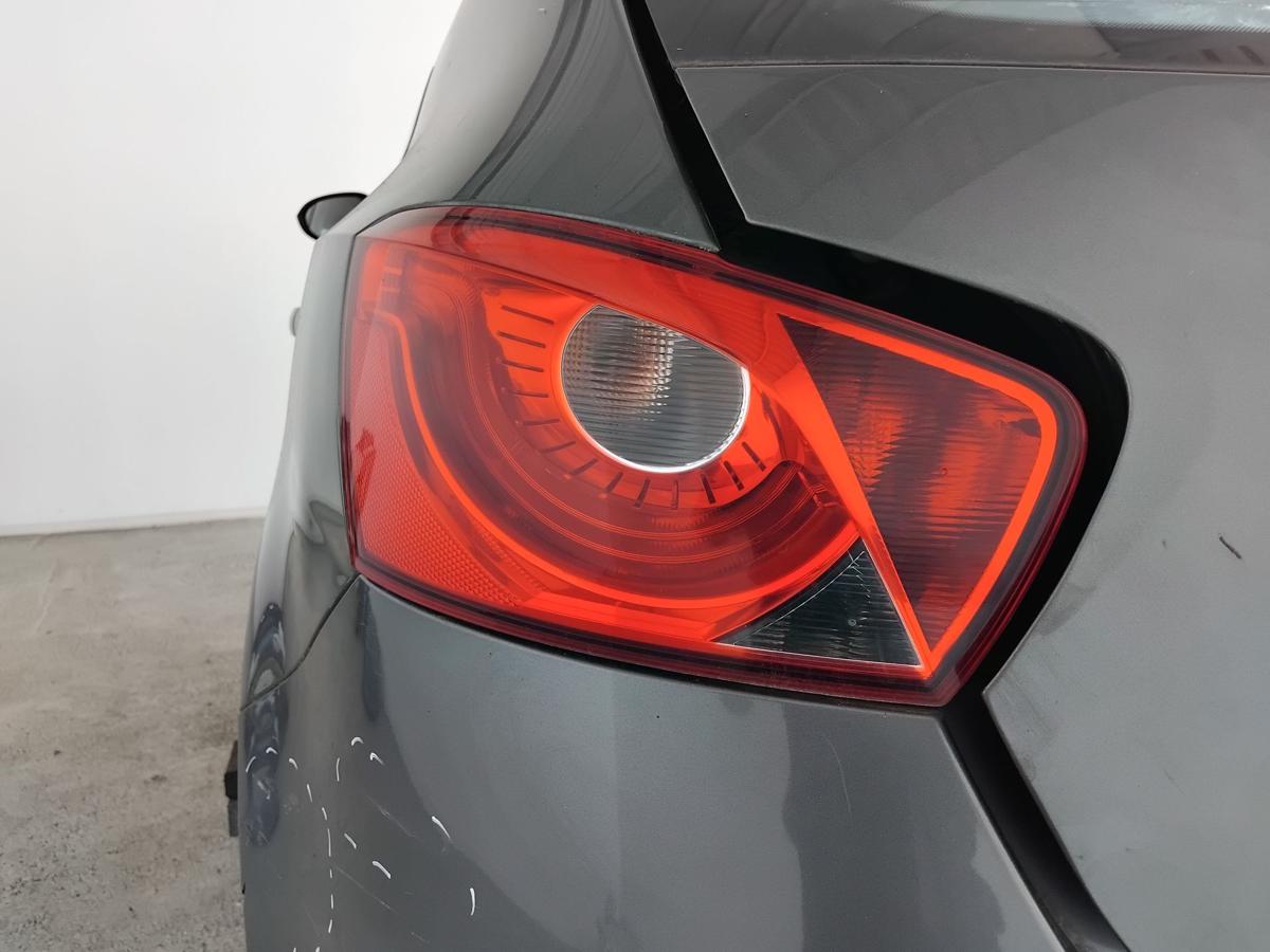 Seat Ibiza IV 6J original Rückleuchte Heckleuchte links 5-Türer Fließheck BJ2012