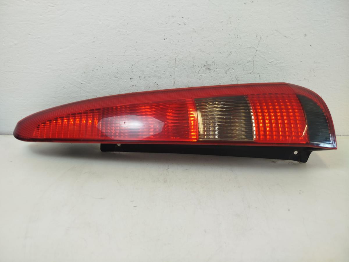 Ford Fusion JU2 R&uuml;ckleuchte rechts R&uuml;cklicht Heckleuchte OEM 2002 bis 2005