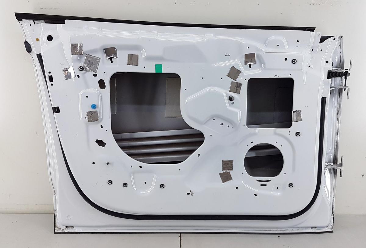 Tesla Model X T&uuml;r vorn links in PPSW White Water Pearl Bj22 Rohbau