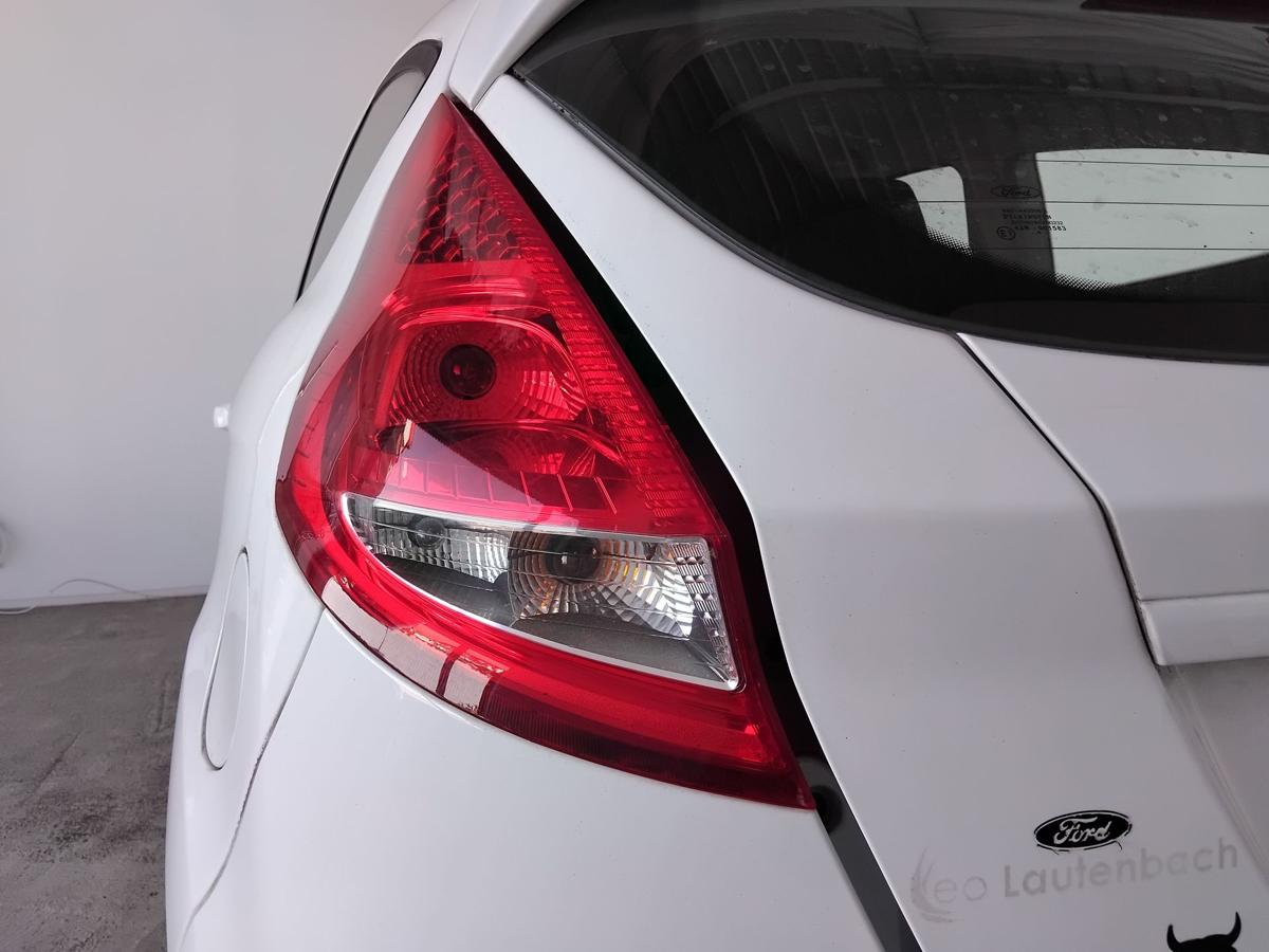 Ford Fiesta JA8 original Rückleuchte Schlussleuchte rechts BJ2009