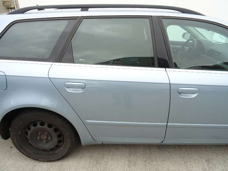 Audi A4 8E Avant Kombi Bj.2007 Tür hinten rechts LY5J-Liquidblaumet.