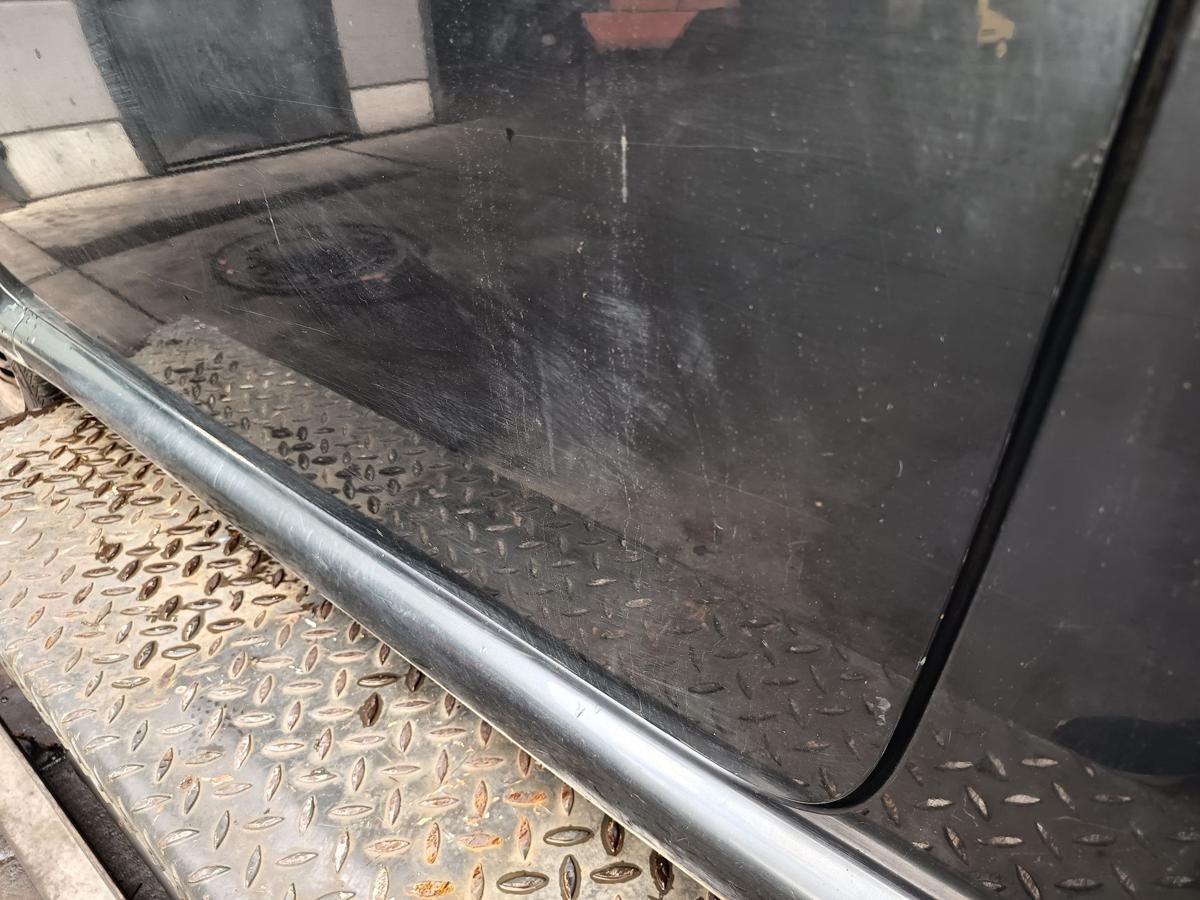 Toyota Aygo I 3t&uuml;rer original T&uuml;r links Fahrer 1E0 Rauchgrau Bj 2005