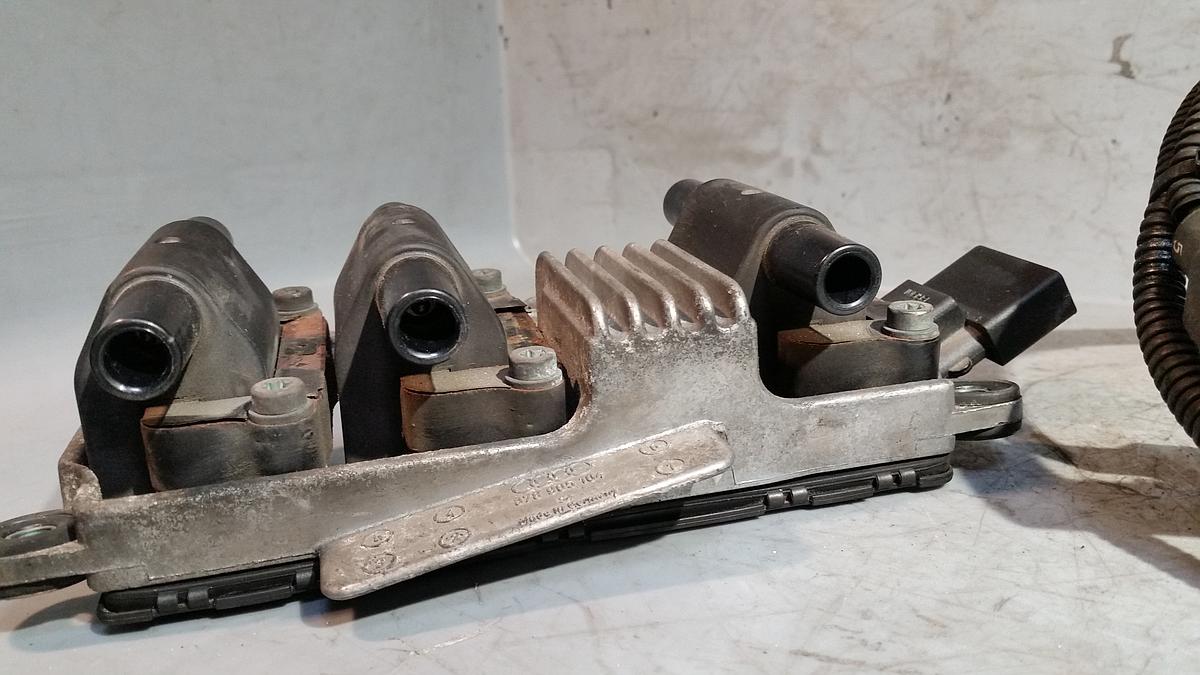 Audi A6 4B Avant Bj. 1998 org 6 Zündkabelsatz Zündmodul Zündblock Zündverteiler