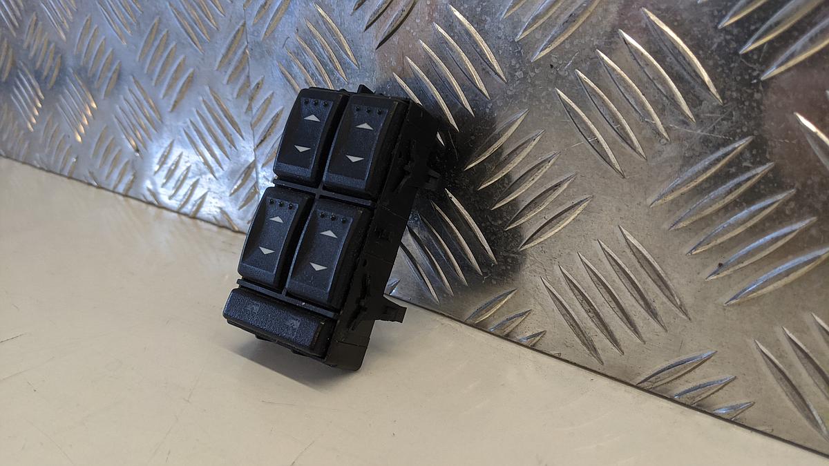 Ford Mondeo BWY Fensterheberschalter Schalter vorn links 4 fach 3S7T14A132BA