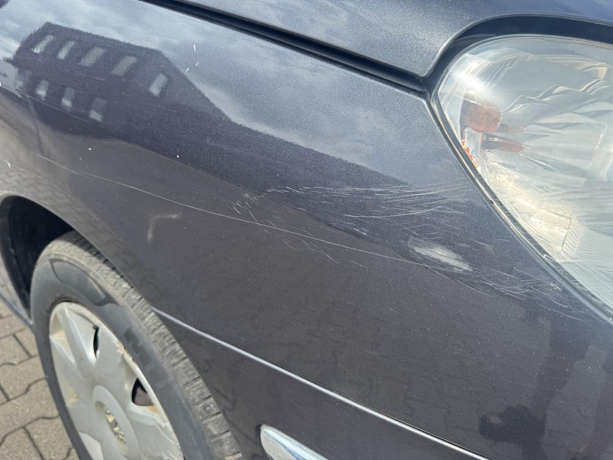 Peugeot 807 original Kotfl&uuml;gel vorn rechts EYJ Aster Grau Metallic Bj.2013