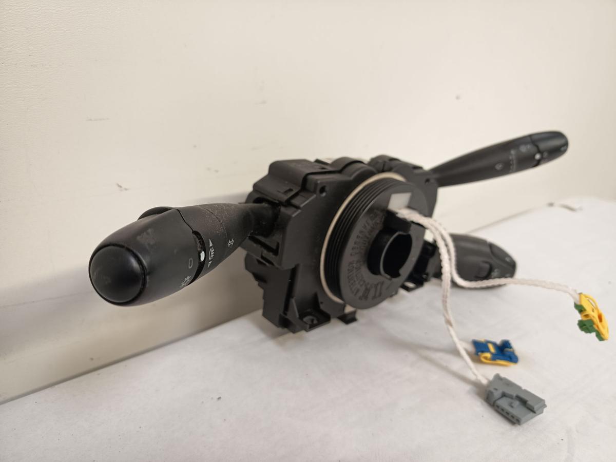 Peugeot 307Break original Kombischalter Lenkstockschalter 96605598XT Bj 2006