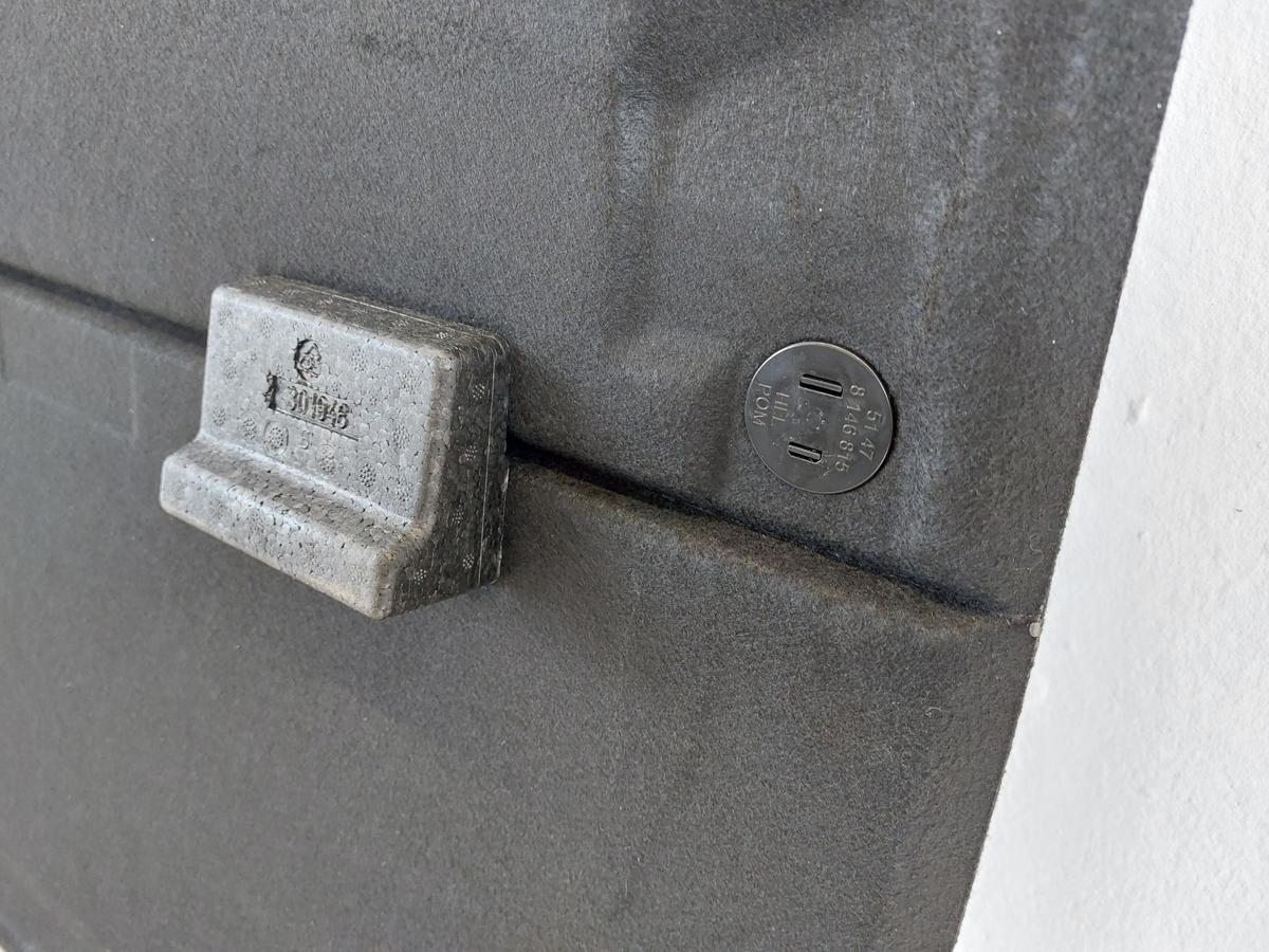 BMW 1er F21 M140i LCI Ladeboden Bodenbelag Kofferraumboden OEM