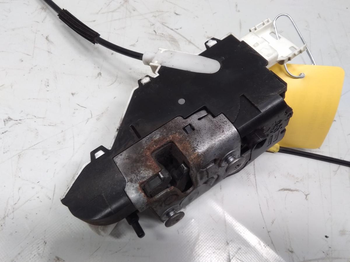 Peugeot Expert original T&uuml;rschlo&szlig; vorn links mit Zentralverriegelung Bj.2012