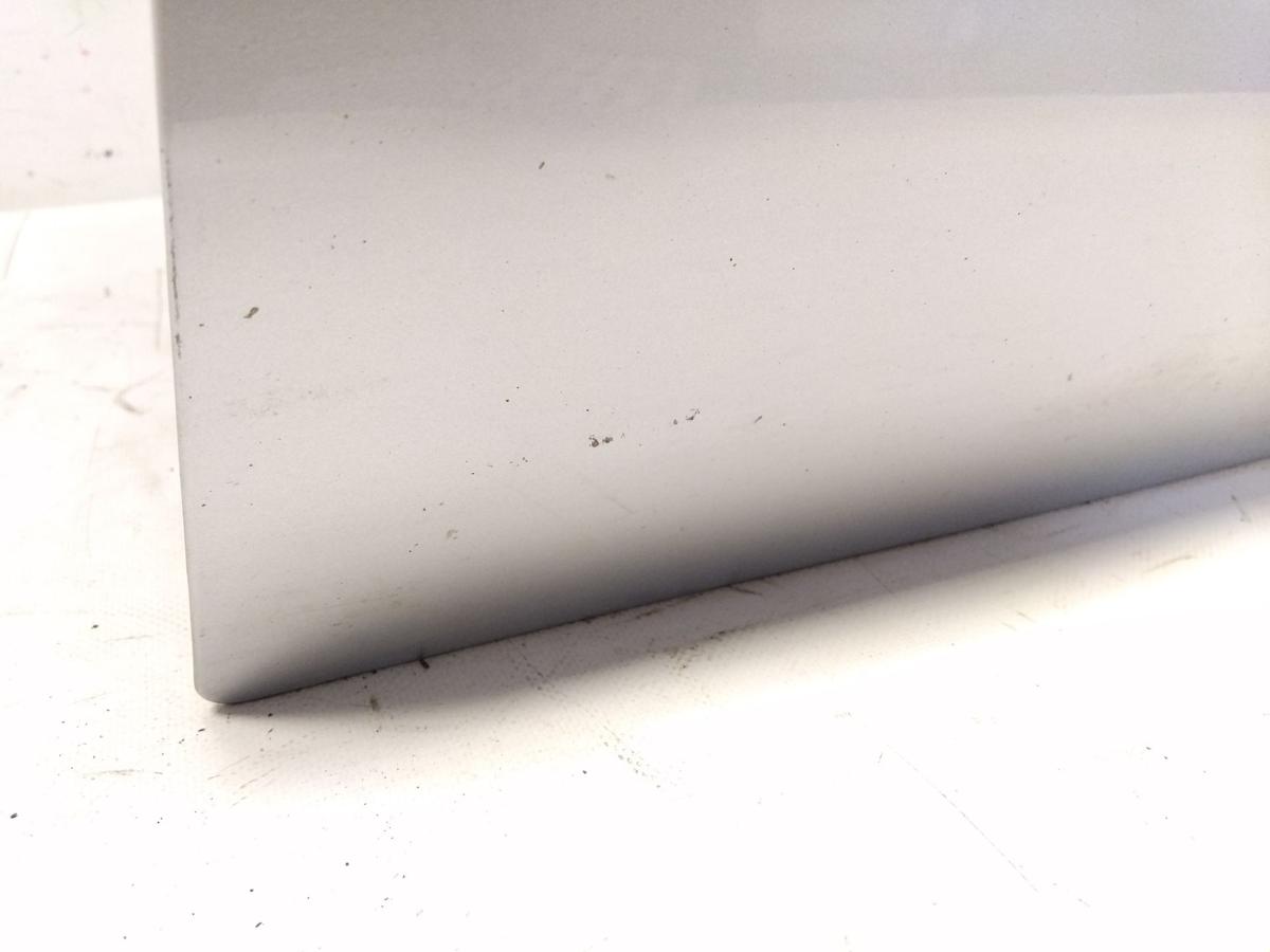 Suzuki Liana T&uuml;r vorn rechts Beifahrert&uuml;r silbermetallic 5-t&uuml;rig Kombi BJ2005