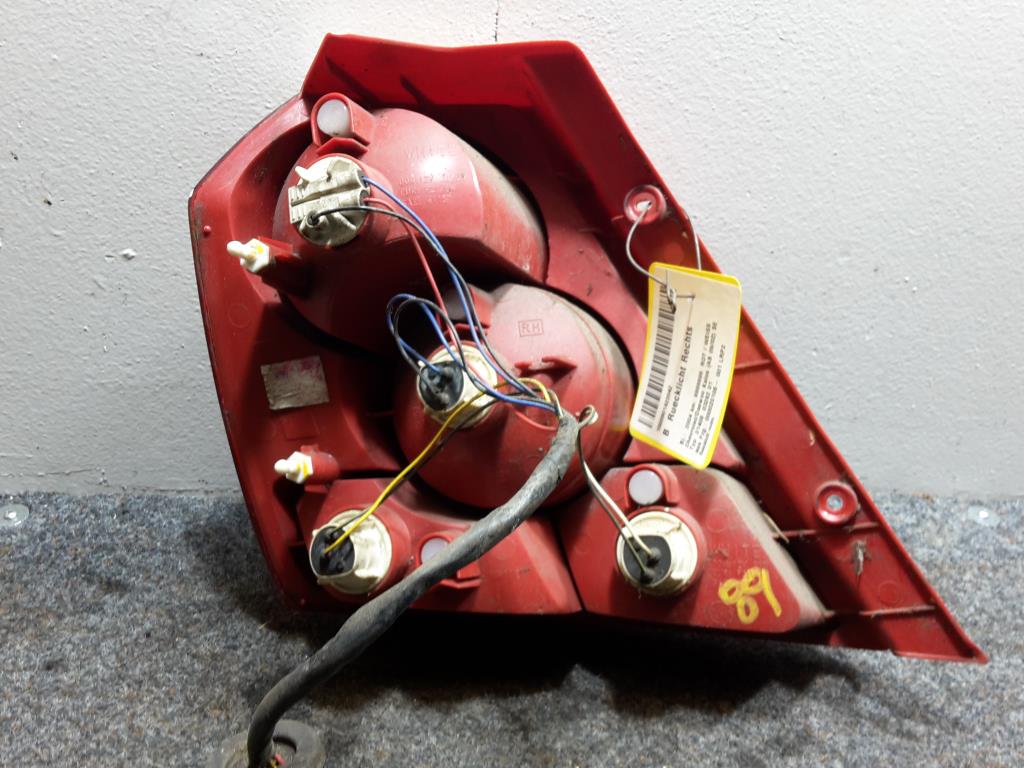 Daewoo Kalos R&uuml;cklicht rechts R&uuml;ckleuchte Heckleuchte 02-05 BJ 2004